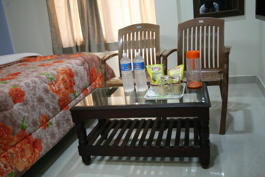 Kvp Inn Tirupati Esterno foto
